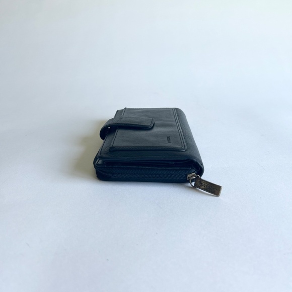 Fossil Black Genuine Leather Snap Closure Zip Around Wallet - Picture 4 of 15